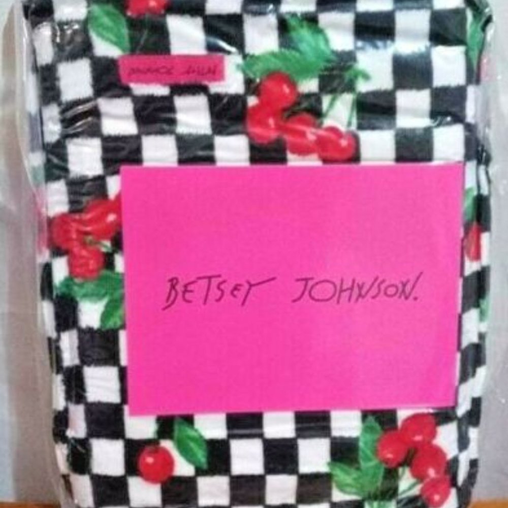 Betsey Johnson Cherry Checker Ultra Soft Plush Throw Size 50" X 70" NWT